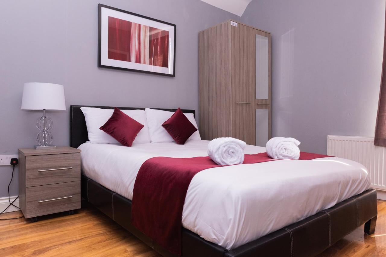 Alexandra Contractor House - Free Parking For Large Vans, Free Wifi & Netflix By Firoz Property Management Aldershot Habitación foto